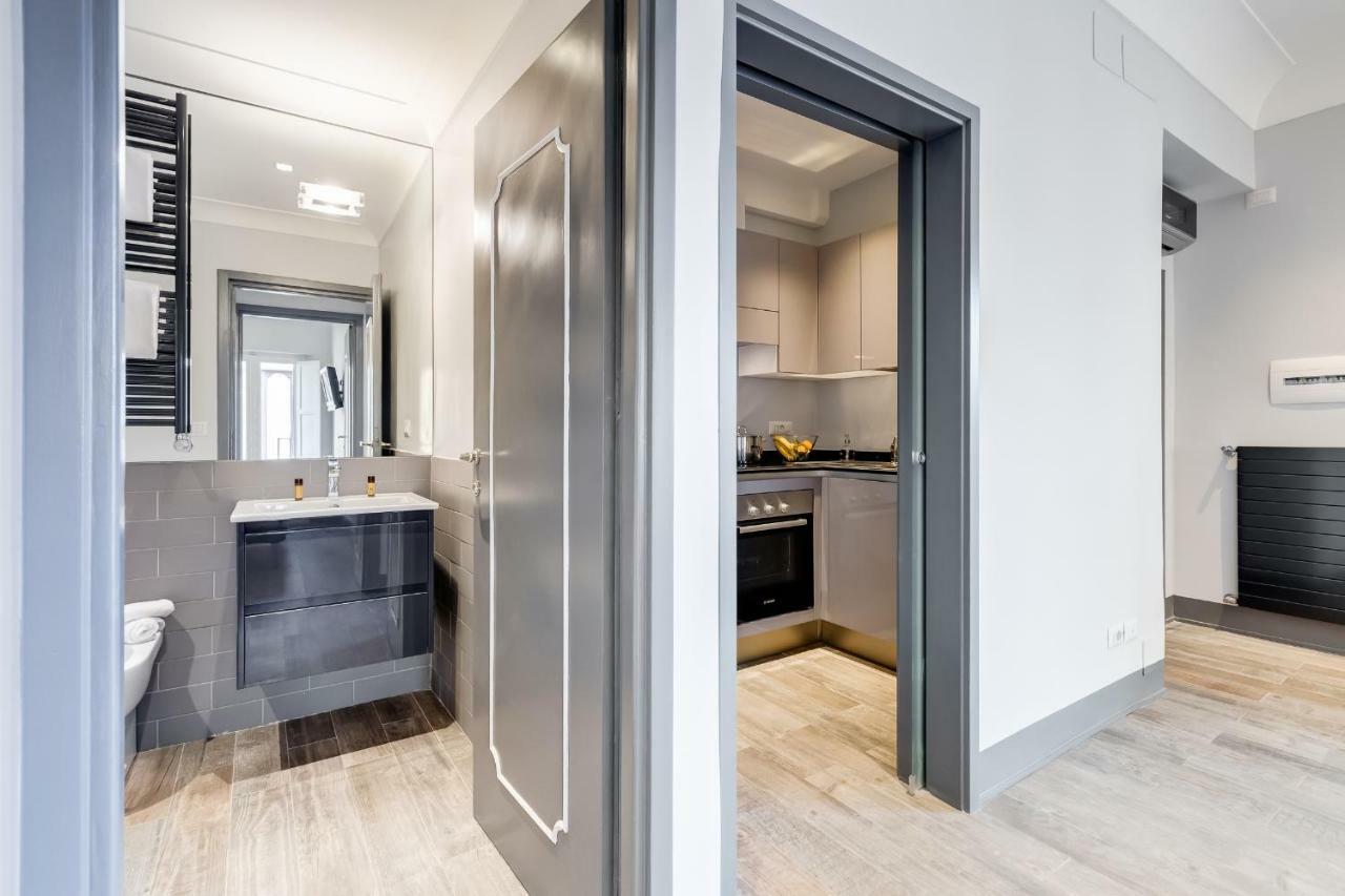 Trevi Area Penthouse Roma